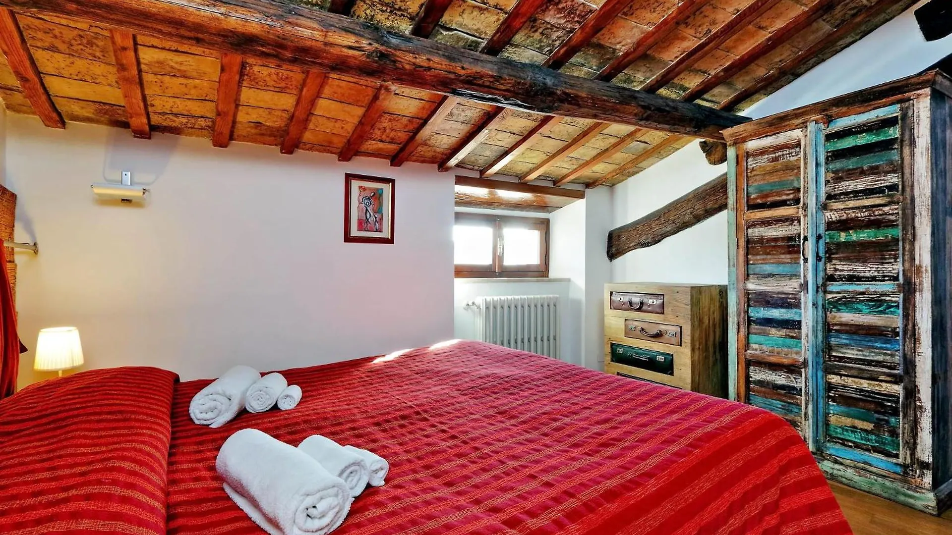 Piazza Mattei Elegant Apartment | Romeloft  Roma
